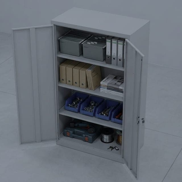 Wire mesh partition
